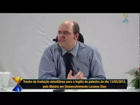 Tradução Simultânea para o Inglês, na Palestra de Benjamin Teixeira de Aguiar, Proferida em 13 de Maio de 2012 (Trecho com Alguns Breves Segundos).