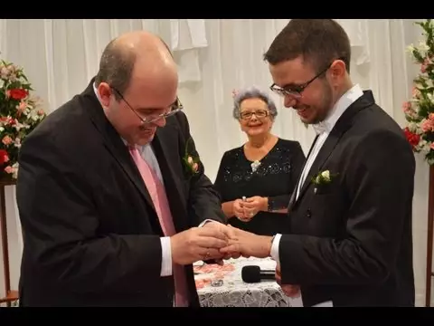 O Casamento Civil de Benjamin e Wagner.