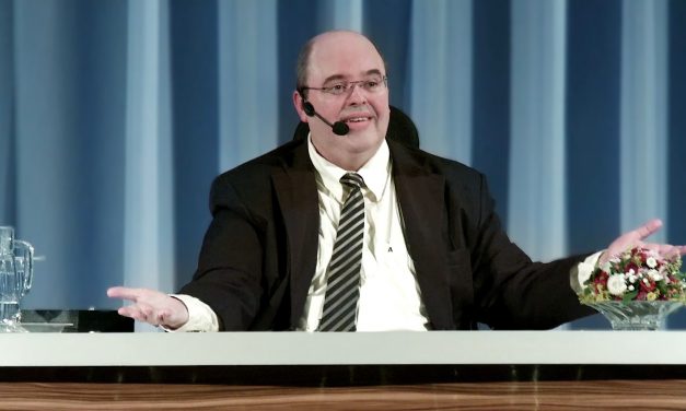 Meditação, oração e ajuda à humanidade