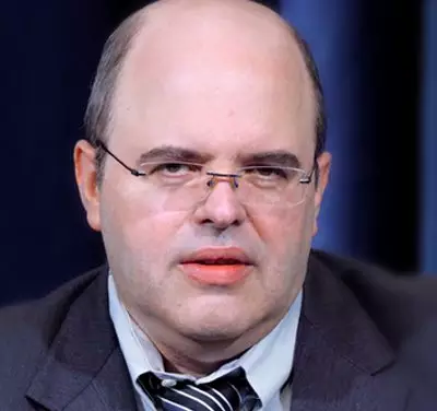 Homofobia hipócrita.