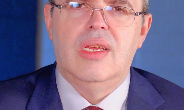 Dissimulações alheias e pontos cegos