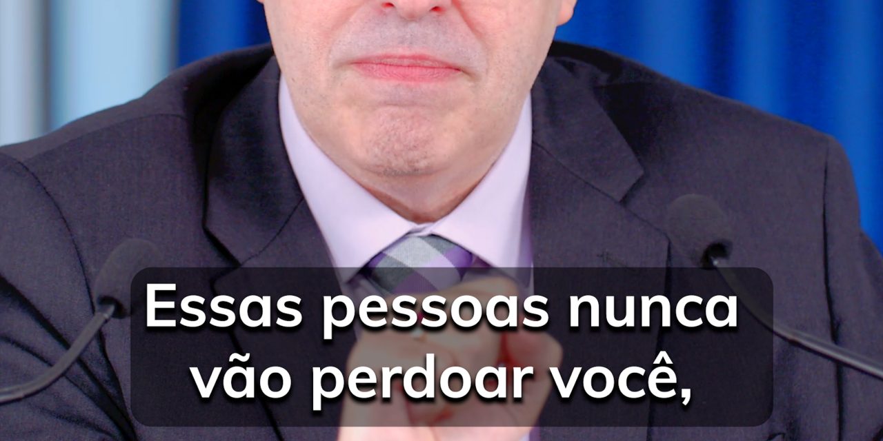 Hubbard: quem idolatra você…