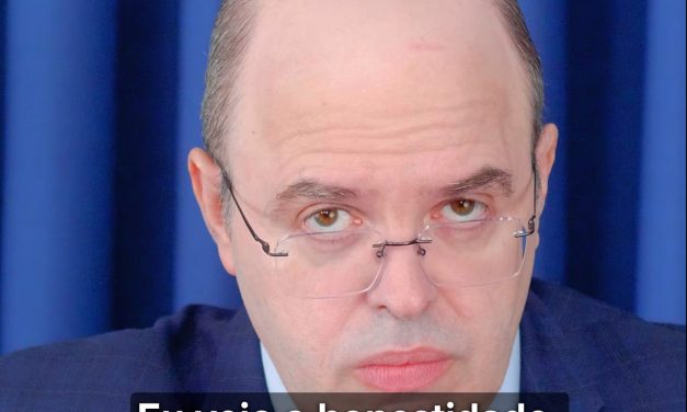 Decência ou conveniência?