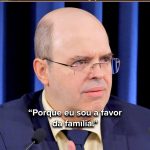 Chico Xavier, conservadores(as) e casamento gay