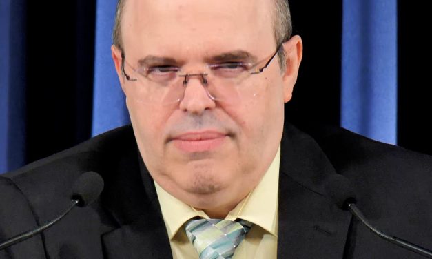 Trump: apego ao poder