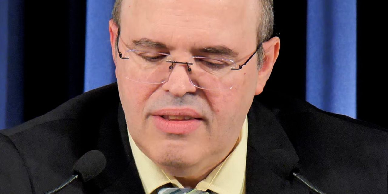 Mortes, OVNIs e Casa Branca