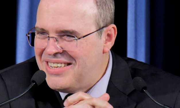 Tirem a mão do nosso PIX