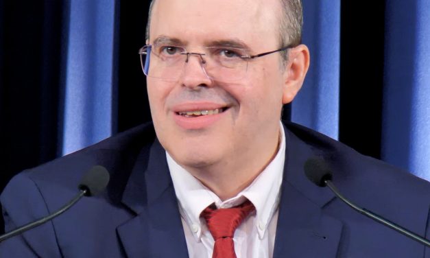 Trump deveria ligar para Lula!