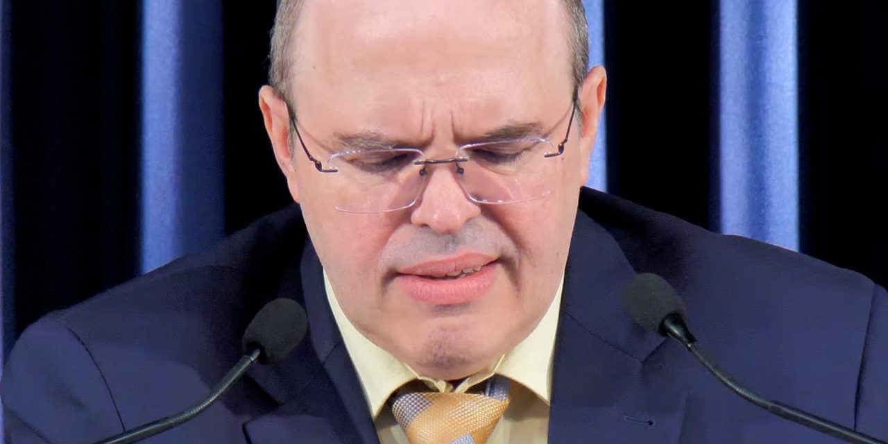 Grande serviço de Felca