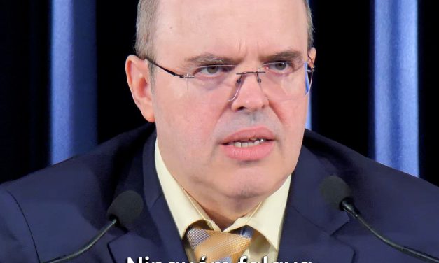 “Na boquinha da garrafa”