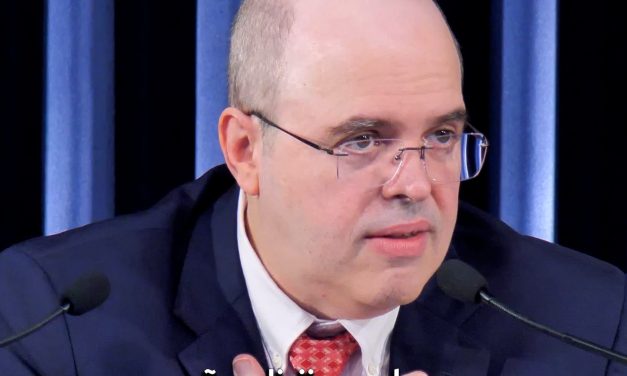 Palácio ou prisão?