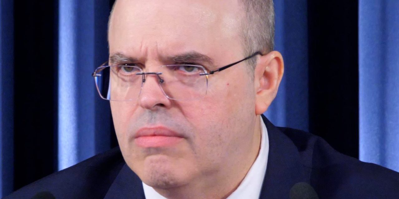 Direita ou esquerda: onde está o bem e o mal