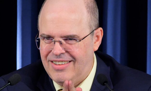 O novo e o antigo – onde está a decadência e a excelência?