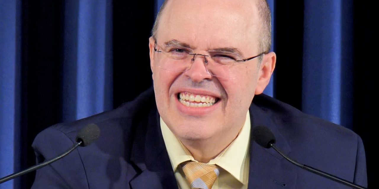 Antipatia e vergonha de ser uma monarquia