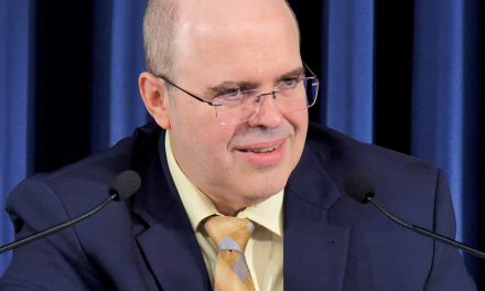 Otimismo e proteção ao Brasil