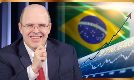 Crescimento exponencial nas redes sociais do orientador espiritual Benjamin Teixeira de Aguiar