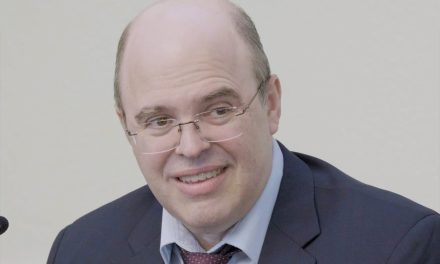 EQMs, ateísmo e religiões