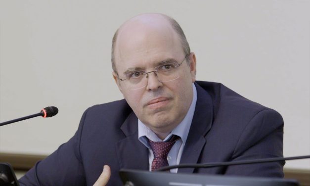 Tiranos e a ausência de mulheres no poder