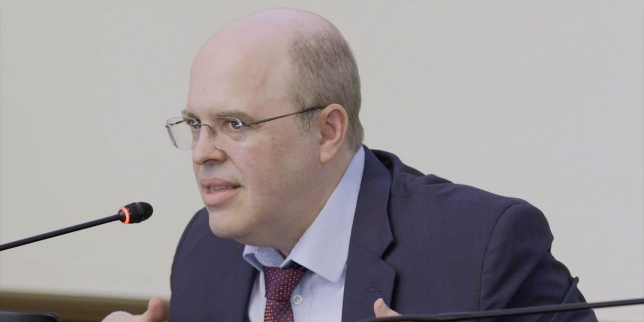 A Mulher vs. a Serpente e o messianato de Jesus e Maria