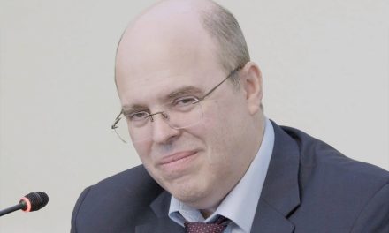 Maria Cristo: dignidade às mulheres