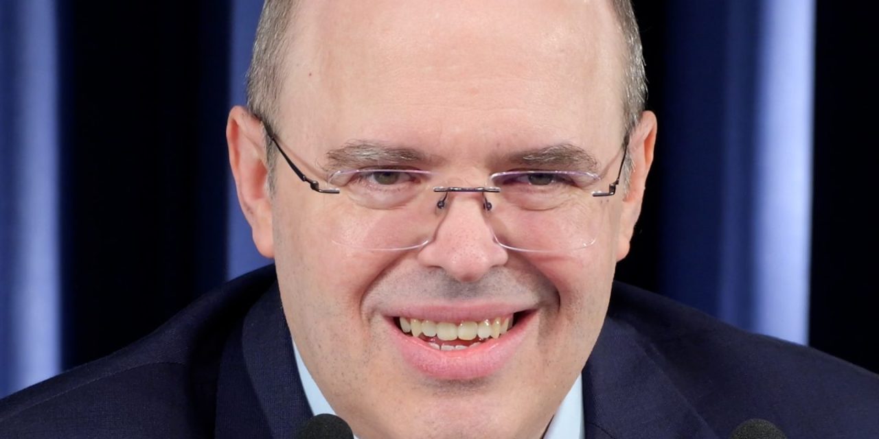 Aniversário e atrapalhação das convenções