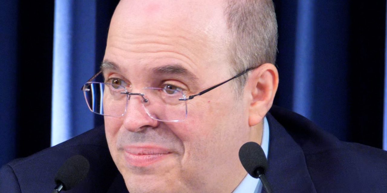 Repreensão a ricos(as) e poderosos(as)