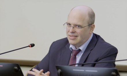 Declaração pública de homossexualidade