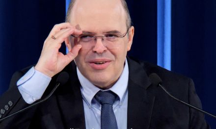 Mulheres felizes sem um relacionamento sexual