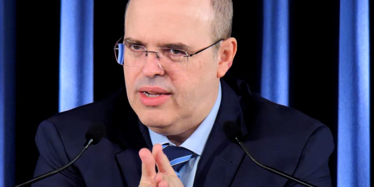 Anistia e punição sexual pra Bolsonaro