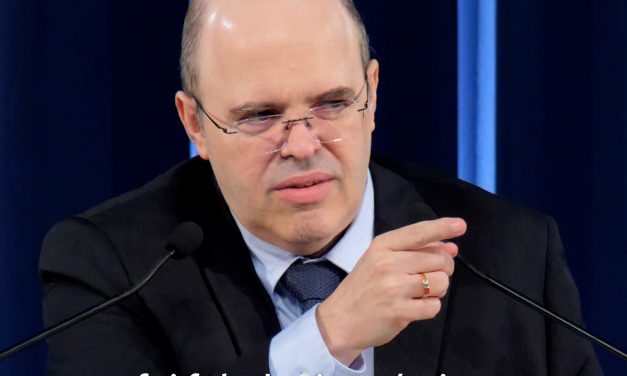 Maria: Corredentora e Mãe Crística