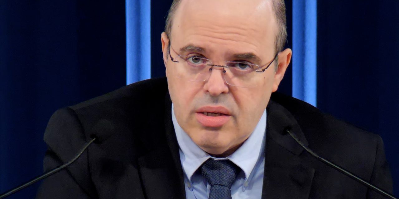 Maria e Jesus, binômio de Messianato e a serpente do mal