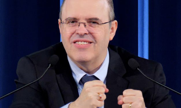 Religiosos(as) que geram ateísmo