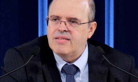 “Banana” moral para o racismo!