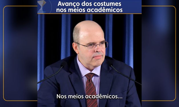 Avanço dos costumes nos meios acadêmicos