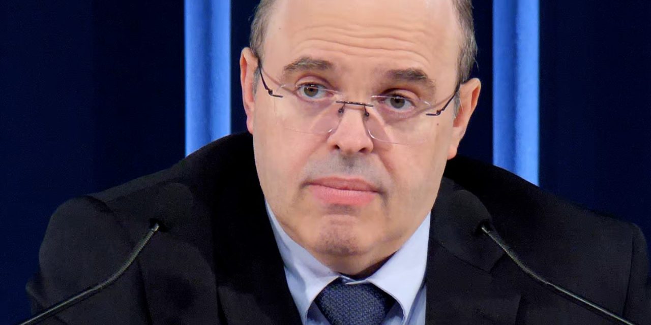 Nossa época: um roteiro mal escrito