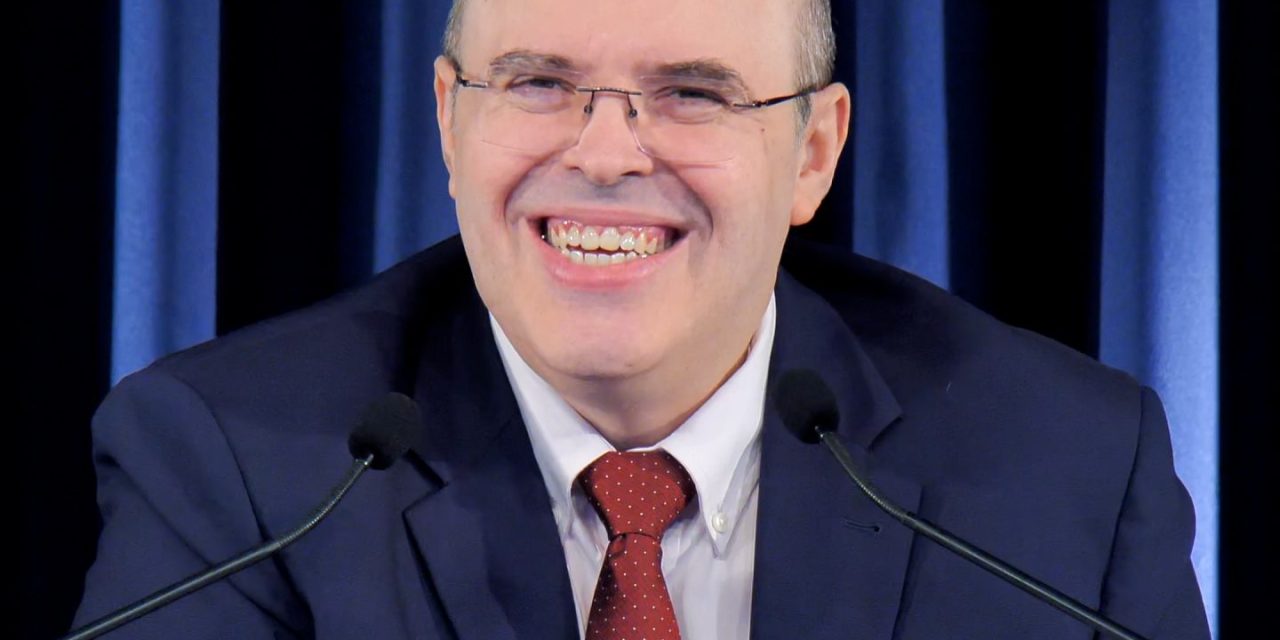 Franceses: antipatia, imundície e monumentos históricos