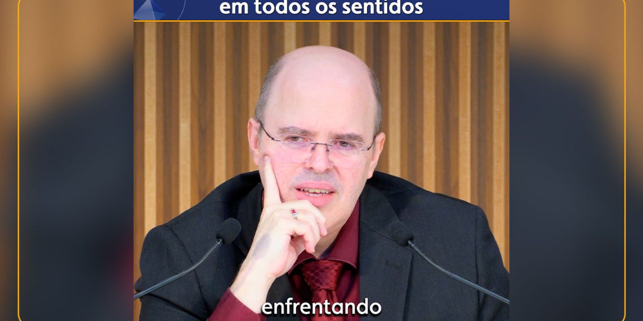 Assumindo-se, em todos os sentidos
