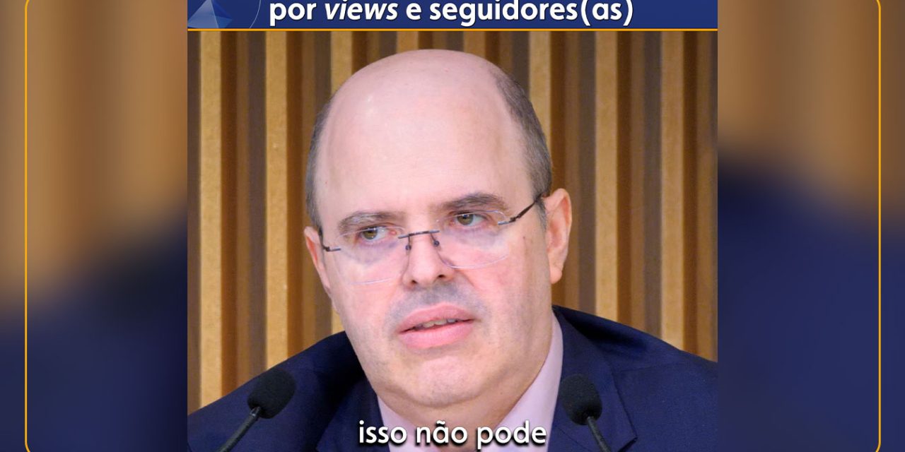 Vendendo a alma por views e seguidores(as)