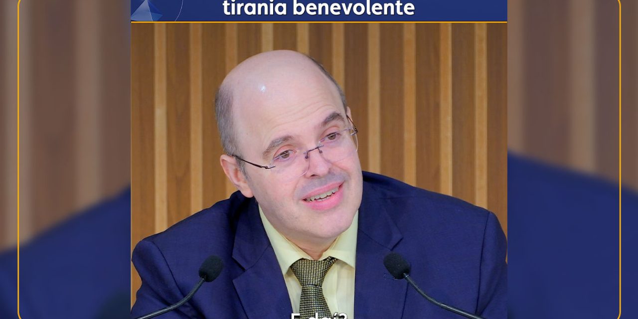 Forçando intimidade, tirania benevolente