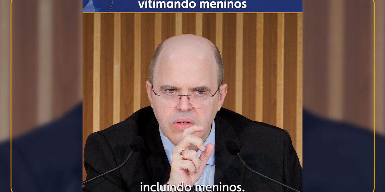 Red pill, “machosfera”: vitimando meninos