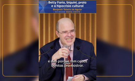 Betty Faria, biquíni, praia e a hipocrisia cultural