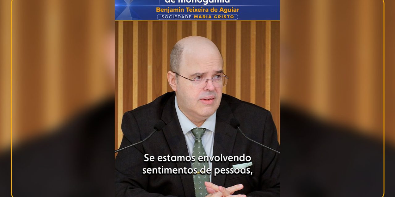 Traição e pacto de monogamia