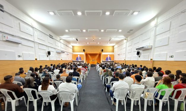Palestras com Benjamin Teixeira de Aguiar – domingos, 18h, entrada franca