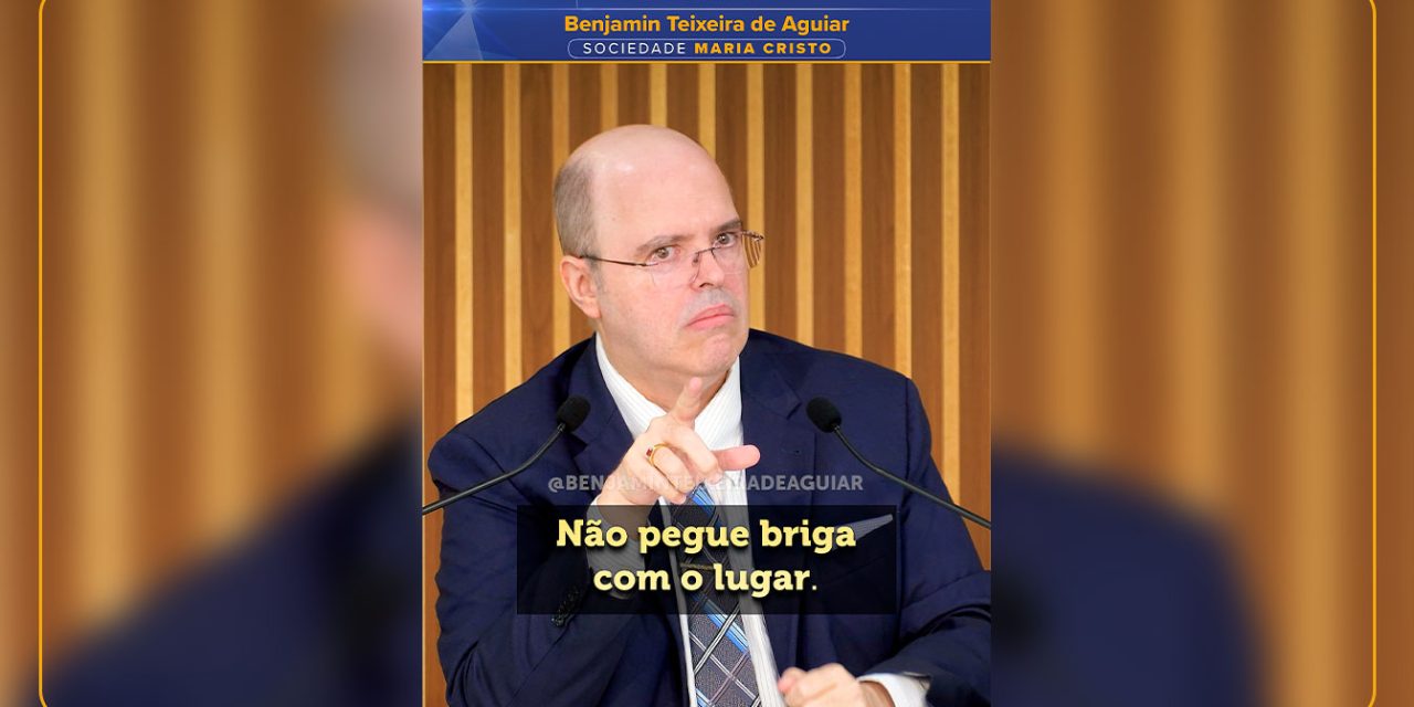 Monstros mentais coletivos
