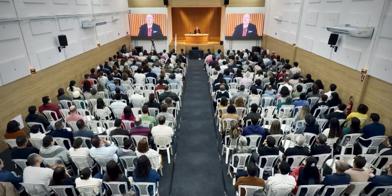 Os PASSES retornam na noite deste domingo, 2 de agosto, imediatamente antes da palestra do orientador espiritual Benjamin Teixeira de Aguiar.