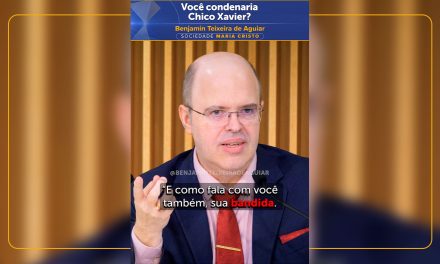 Você condenaria Chico Xavier?