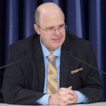 Benjamin Teixeira de Aguiar fala sobre vida e morte, assistência do Mundo Espiritual, transferência de residência para os Estados Unidos, retorno ao Brasil e colapso potencial de nossa civilização.