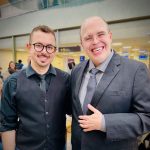 Segredos “de alcova” do orientador espiritual Benjamin Teixeira de Aguiar – Entrevista com seu esposo, o editor de vídeos Wagner Teixeira de Aguiar.