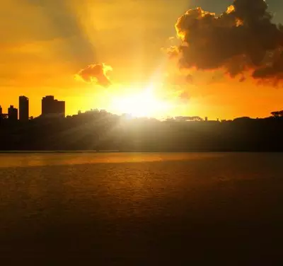 Que é Deus (banner)