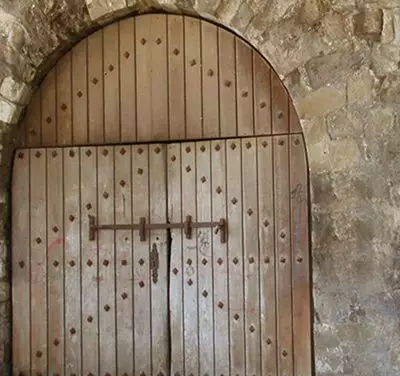 Genuína comunhão com Deus vs. dogmatismos fanáticos.